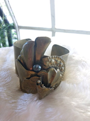 Vintage cuff bracelet handmade, like new, brass with floral designs