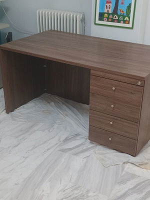 Neoset desk set like new with drawers, shelf, and bookcase
