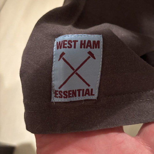 West Ham T-shirt gray like new, medium