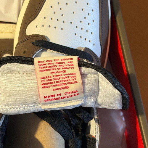 Nike Air Jordan 1 High OG Travis Scott Dark Mocha αφόρετα νούμερο 44