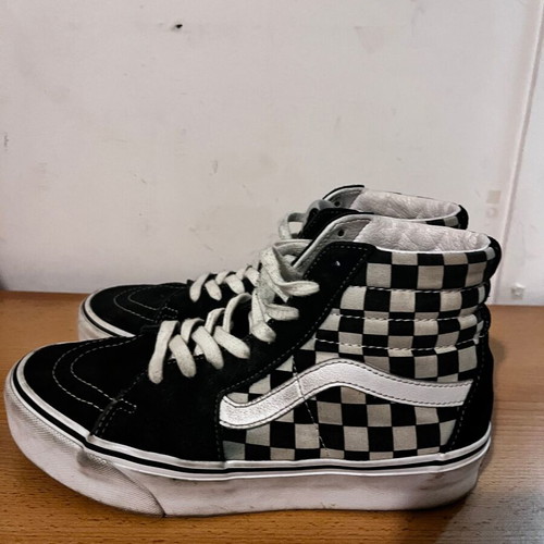Vans Sk8-Hi athletic shoes used, black-white checkerboard, size 40