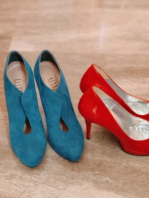 Ellen pumps like new, pack of 2, red and turquoise, size 39