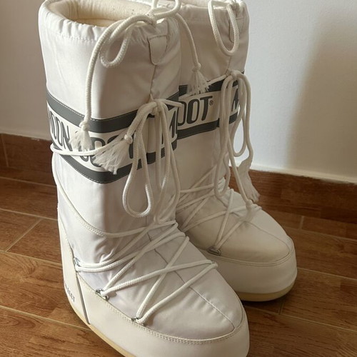 Moon Boot MB ICON NYLON snow boots, white, size 39