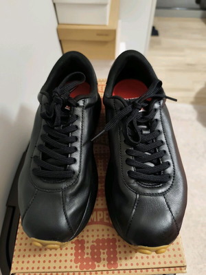 Camper Athens Pelotas кожени спортни обувки като нови, номер 39, черни