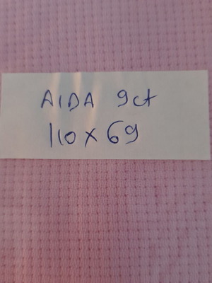 Ύφασμα Aida για κέντημα 14ct, 11ct και 9ct σε ροζ χρώμα σαν καινούργιο