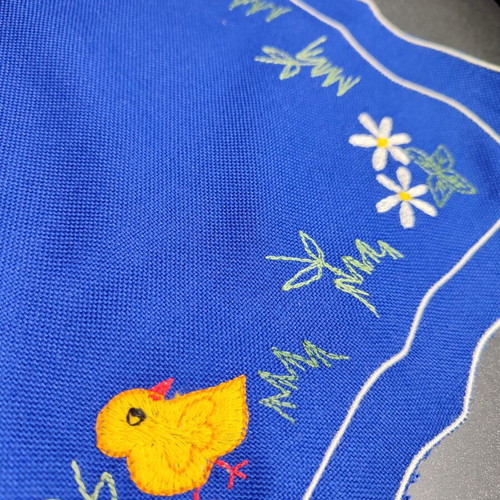 Blue Easter scarf like new, 85 x 85 cm