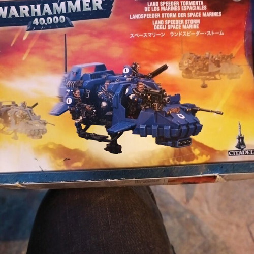 Space Marine Land Speeder Storm Warhammer model