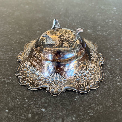 Silver bowl 925 used with embossed floral design 68g