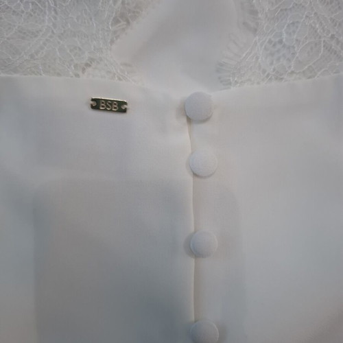 BSB White Top with Lace and Buttons Size 38 like new