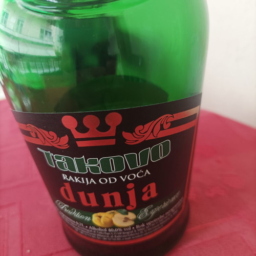 Φιάλη Dunja 70cl μεταχειρισμένη, Takovo σέρβικο ρακί