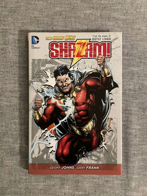 Shazam! vol. 01 HC (The New 52) like new