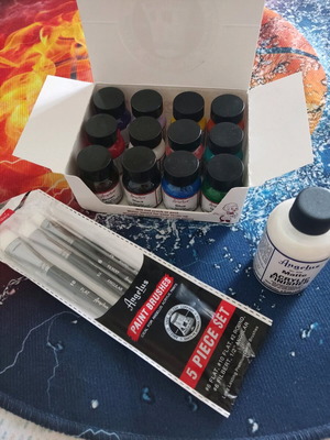 Angelus painting set like new with 12 colors 29.5ml, 4 brushes and matte finisher 118ml
