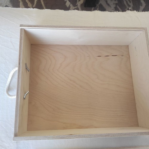 Wooden gift box with handle like new