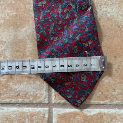 Set of 2 silk ties like new, multicolored