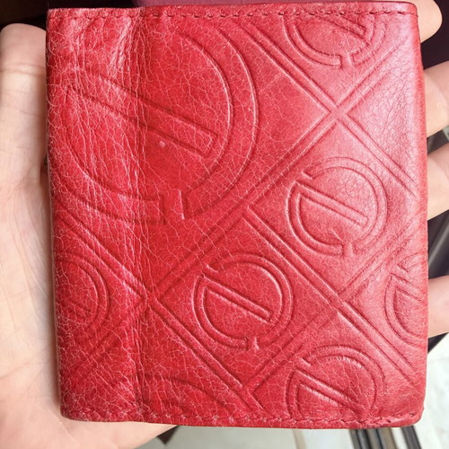 Red wallet used