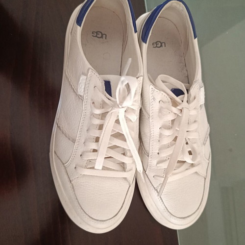Ugg women's sneakers like new, size 41, white