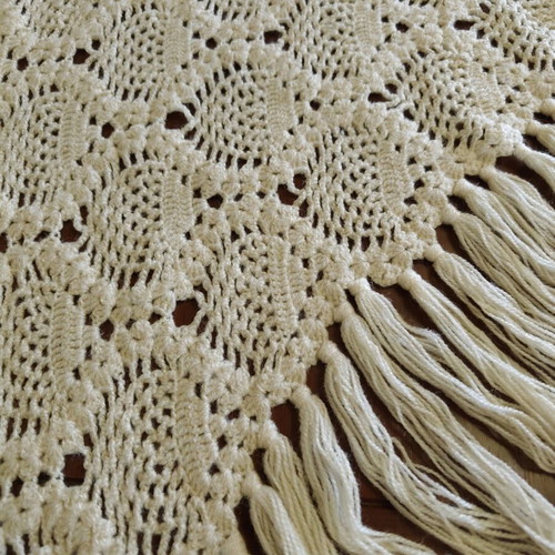 Handmade scarf like new, beige color 100x200