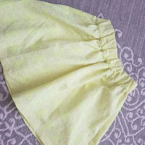 Zara skirt with high waist like new, size L, neon yellow-green