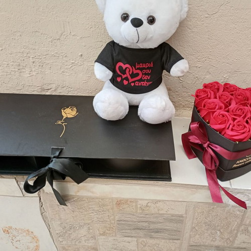 Set of hearts with roses and teddy bear like new
