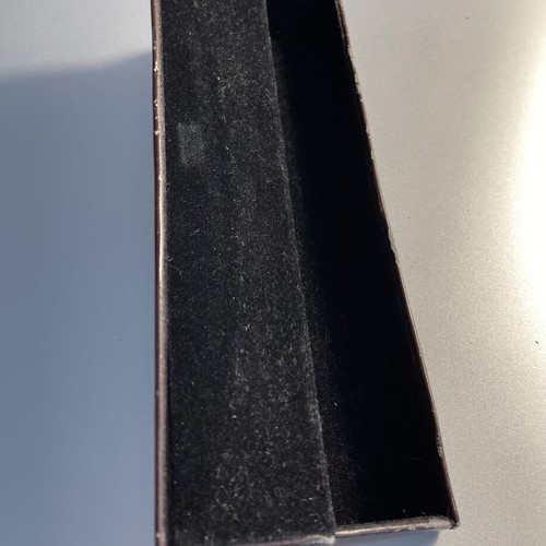 Rectangular hardshell glasses case used with magnetic closure and velvet lining