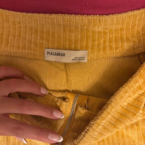 Corduroy pants used mustard yellow size Large Pull & Bear