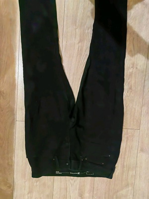 Γυναικείο ελαστικό τζιν παντελόνι L σαν καινούργιο, μαύρο