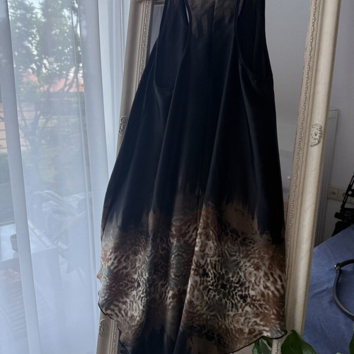 Nzal blouse like new, size S-M, black multicolor