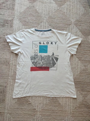T-shirt XL white with Streets of Glory graphic print like new