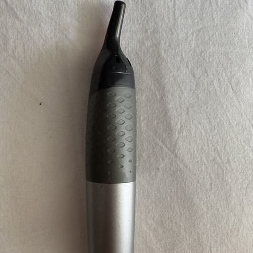 Philips Nose Trimmer Series 3000 for nose, eyebrows, ears