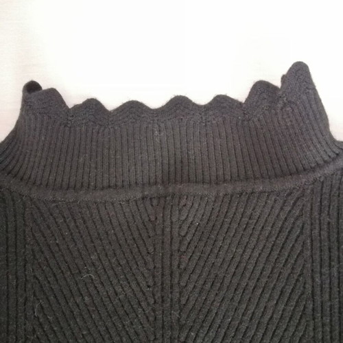 Italian pullover size S-M like new, black
