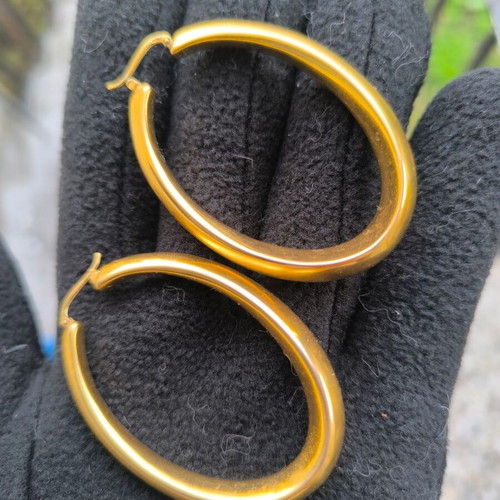 Gold 585 Oval Hoop Earrings like new with Modern Design