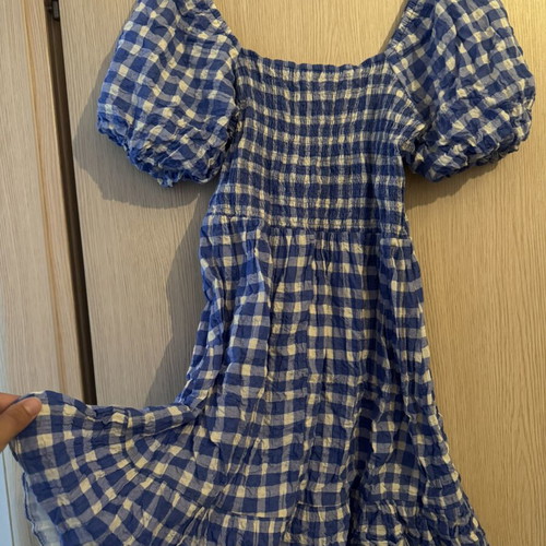 Checked dress size 38 with puff sleeves like new, Cambras Style