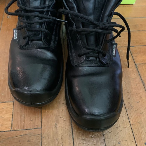 Giasco electrician safety boots size 44, black, dielectric sole
