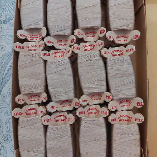 Vintage IRIS thread boxes from the 1960s like new, set of 2