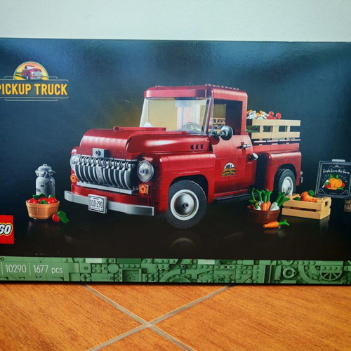 Lego set 10290 Pickup truck like new