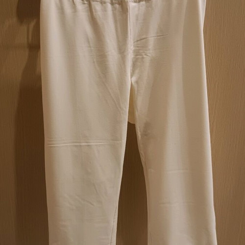 Dina Capri Leggings plus size like new, beige with elastic hem