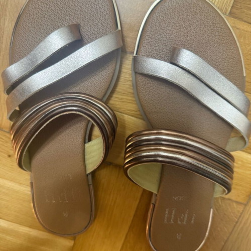 Chrysa sandals slightly used, size 38, gold flip-flops