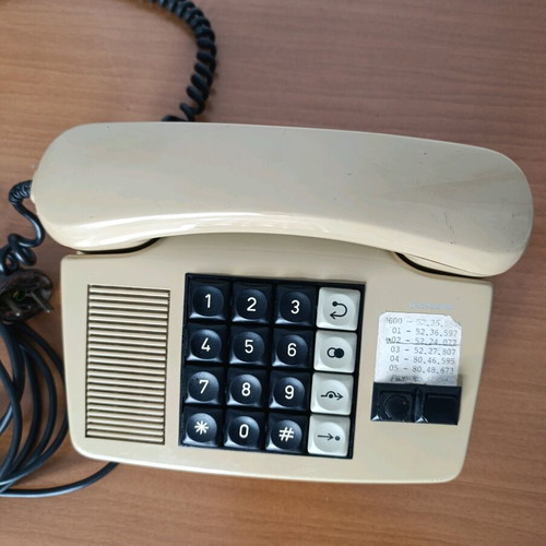 Siemens telephone used, vintage beige wired landline