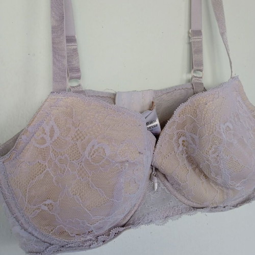 Women's bra like new, beige white lace, size 80C
