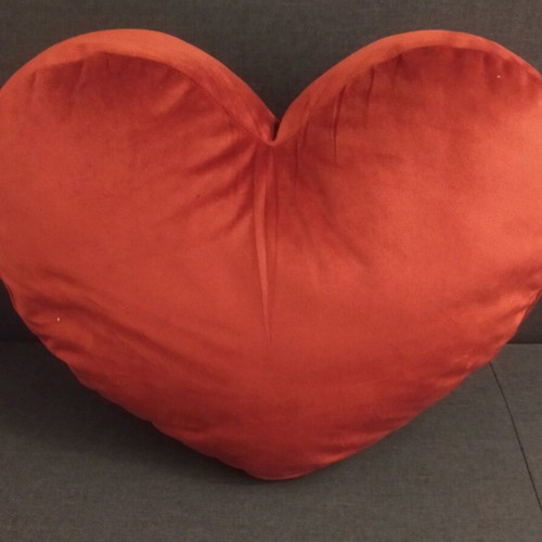 Palamaiki heart pillow velvet like new