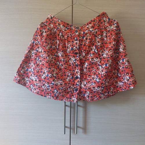 Colorful floral skirt medium with buttons like new
