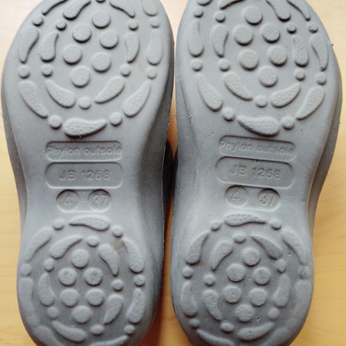 Flip flops used, size 37, 23 cm, pink and gray
