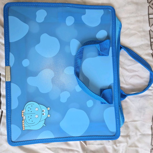 Children's folder bag like new