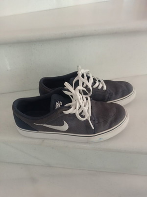 Nike sneakers μεταχειρισμένα, δερμάτινα σουέτ, μέγεθος 39, μπλε