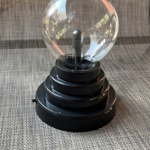 Plasma lamp new, table decor 7x10x13.5cm