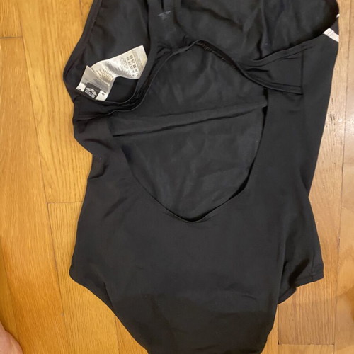 Arena swimsuit like new, black and white, sizes S/M