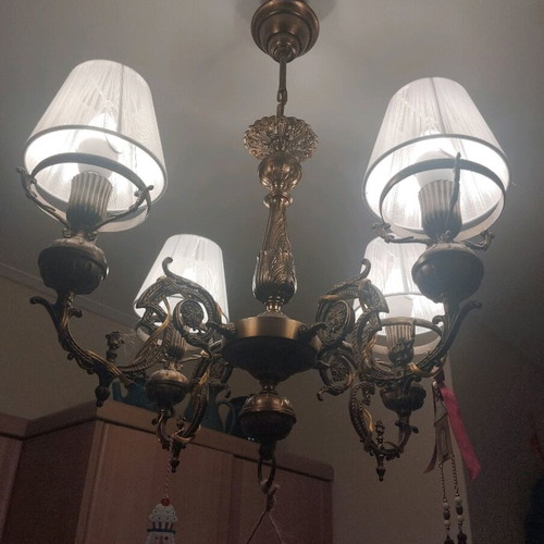 Bronze chandelier with 4 holders like new, vintage style