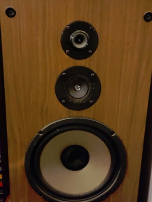 Ηχεία Sony μεταχειρισμένα, 50 watt, ζεύγος του 1978, woofer χρειάζεται αλλαγή