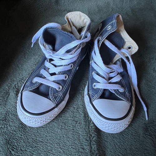 Converse All Star Athletic Shoes new, size 29, blue