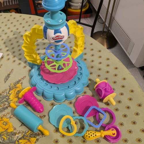 Σετ Play-Doh Kitchen Creations Sprinkle μπισκότο έκπληξη μεταχειρισμένο